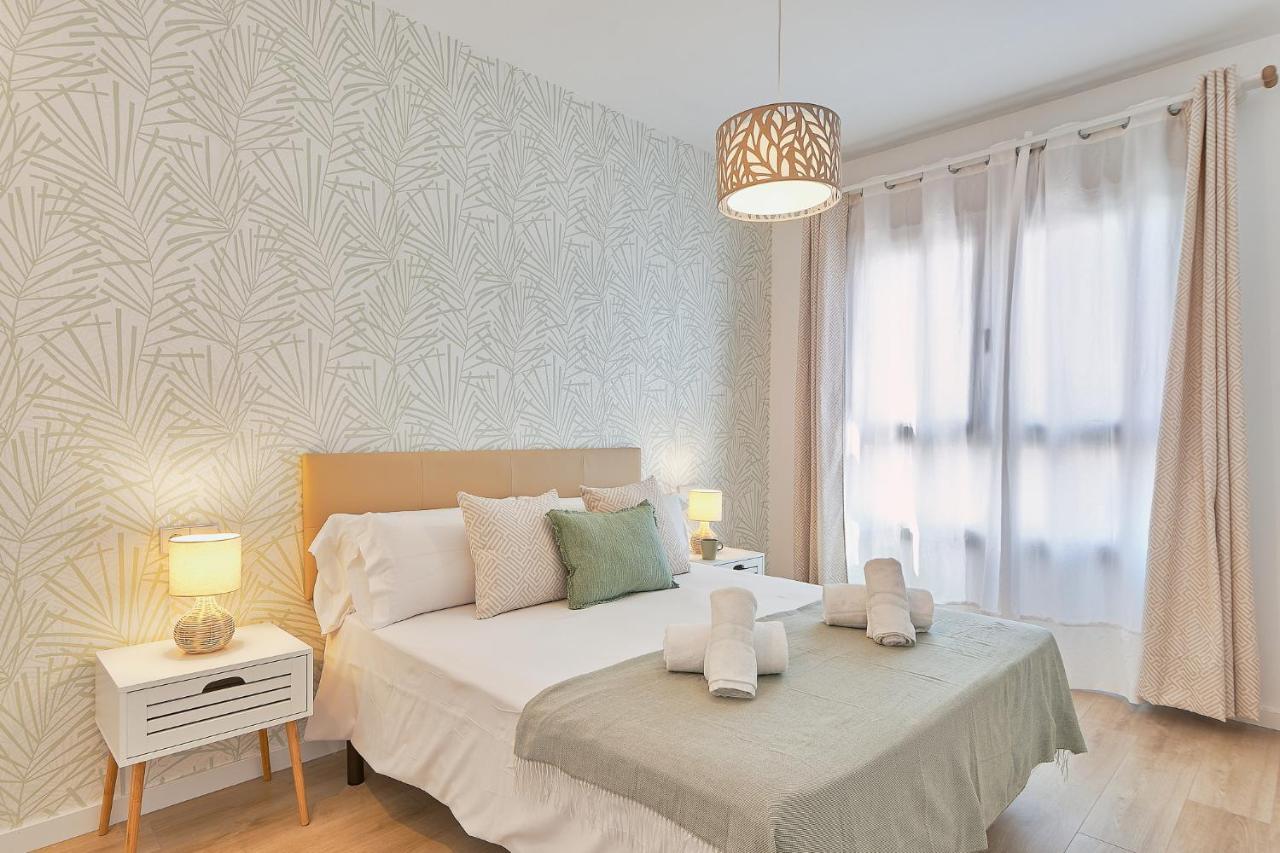 Apartamento Adriela Malaga Exterior photo